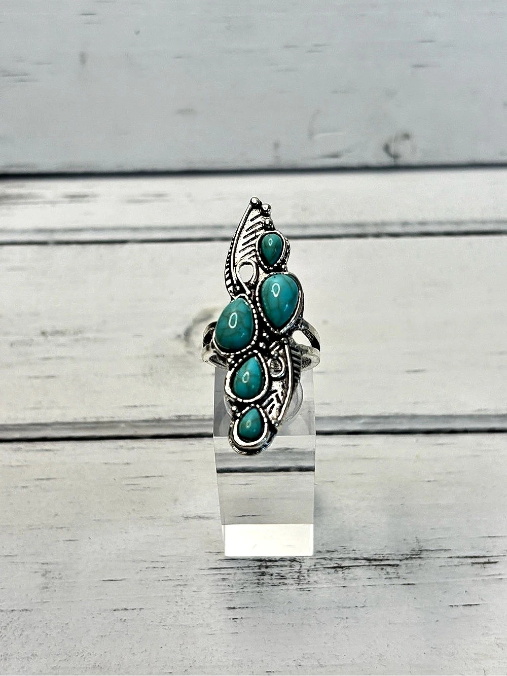 (318) Costume Faux Turquoise Statement Ring Size 7.5